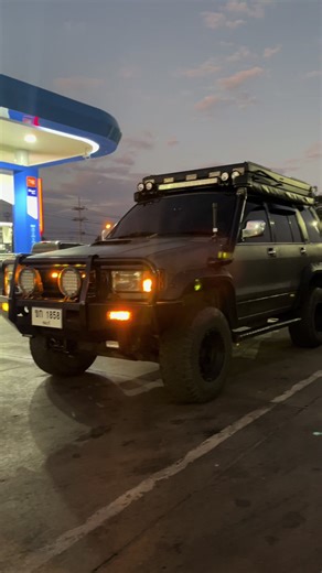 #เทรนใหม่มาแรงวันนี้ #isuzu_thailand #อีซูซุทรูเปอร์ #isuzutrooper #feb1995