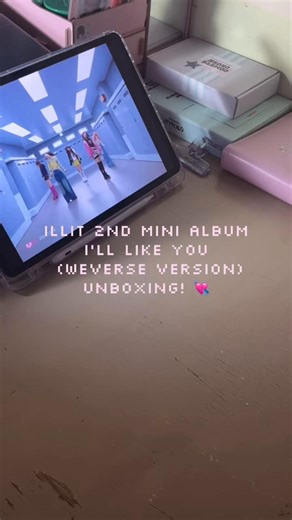 💌 : my first ever illit/gg merch and got wonhee twice yay ! #illit #gliit #unboxing #kpop #fyp