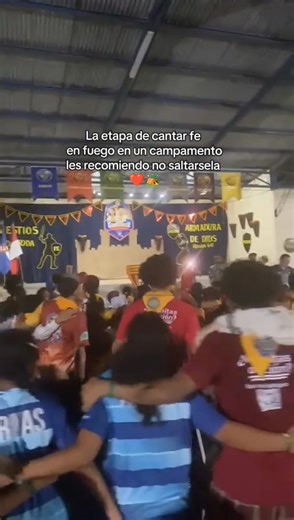 La etapa de cantar Fe En Fuego en un Campamento les recomiendo no saltarsela 🏕️🔥 | Club de Conquistadores "León de Judá"