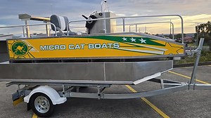 The new Micro Cat Aussie Sniper. Now available for new order's. Going to take her for it's ocean bar test in the waves to check out her rough water performance. Then a burn out to sea for a spot of fishing. | Micro Cat Boats - Bluewater Fabrication