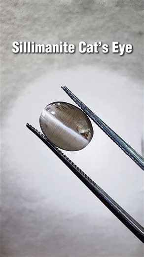 What makes Cat’s Eye Gemstone so special? #shorts