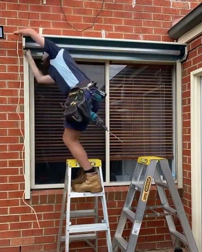 Motorised Roller Shutter Installation Timelapse #blinds