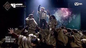 Mnet Kingdom Legendary War ⚔️ on Instagram: "WOLFGANG Stray KidsㅣFinal Contest Performance KINGDOM EP10 Mnet"