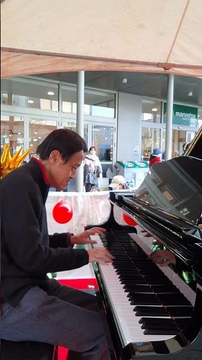 Last Christmas (Wham!) ワム！ ラスト・クリスマス by ピアノ即興詩人かわせひろし♪ 2025/12/13 金町 ストリート・ピアノにて
