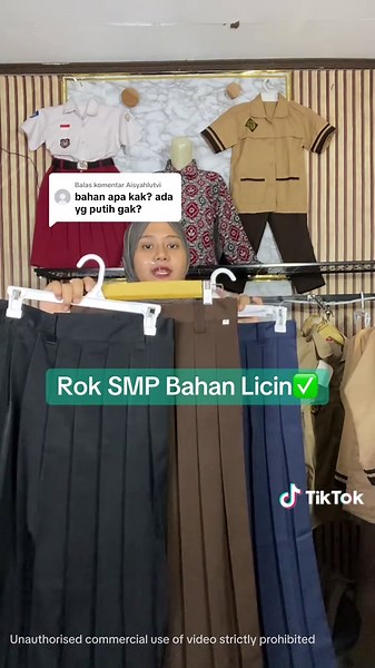 Rok SMP Bahan Licin High Waist