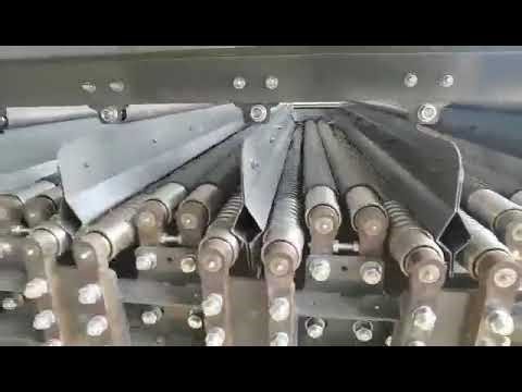 Dry corn husking machine structure