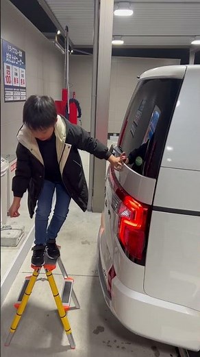 最新型のダイフク洗車機でプロストコート後の拭き上げ動画