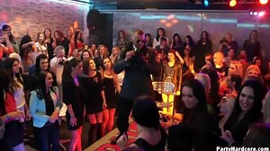 Party hardcore gone crazy vol 16 part 1 (2014) hd