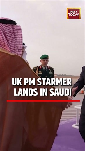 Keir Starmer Lands in Saudi Arabia | Gulf Tour Begins Amid Iran Ceasefire Push #usiranwar