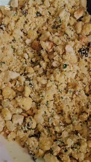 Stuffing is such a great way to add flavour to a lot of different dishes (stuffing balls are one of my favourites!) BUT it seems many people are intimidated by making it. Today, I hope I've helped make it just a bit easier and it doesnt have to be from a packet! #nz #fyp #budgetcooking #backtobasics #budgetmeals