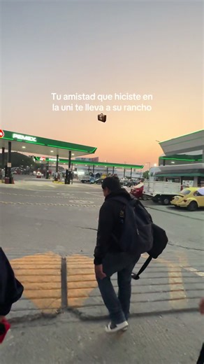 La mejor experiencia #viaje #friends #universidad #fyp # | friend