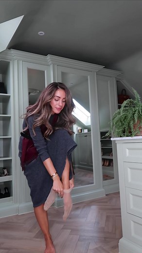 Finding Balance in Autumn Fashion - Get Dressed With Me