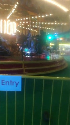 WINTER FUNLAND CAROUSEL 🎠