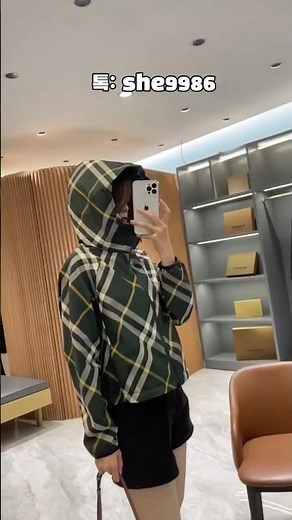 #버버리바람막이 #바람막이코디 #명품자켓 #바람막이자켓 #가을아우터 #가을코디 #명품코디 #명품의류 #일상코디 #출근룩