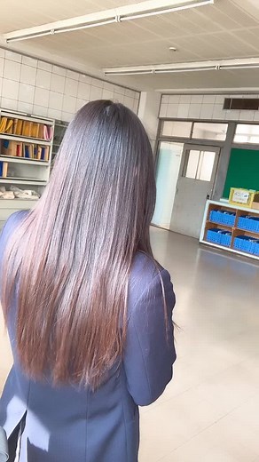 Hand Gesture Communication Techniques in Classroom Settings