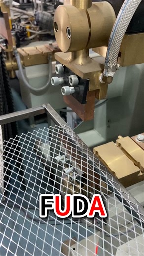 The spot welding machine is used to weld galvanized mesh and square tubes. #spotweldingmachine #resistanceweldingmachine #spotwelding #spotwelder #weldingmachine #welder WhatsApp 188 2540 8801 | Fo shan Fuyin Welding Equipment Co., Ltd.