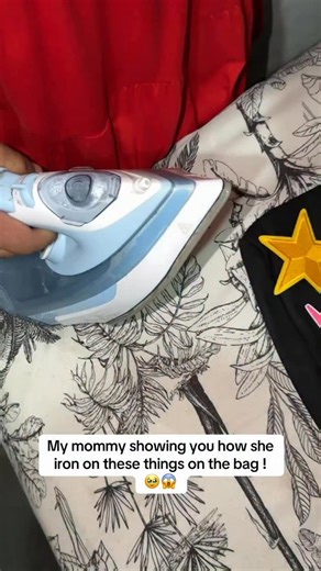 𝕴𝖓𝖙𝖊𝖟𝖆𝖆𝖗 𝕶𝖎𝖕𝖕𝖎𝖊 on Instagram: "Contact us on 078 559 4326 🤭 🖤 Plain Black/Blue Denim Bags – R150 each • Inner pocket with zip • Outer pocket • ⁠Clip close ✨ Iron-on patches – R10 each (Message us the designs you want) ⛓️ Bag chains – R15 each (Message us your preferred styles) Perfect for everyday style ✨"