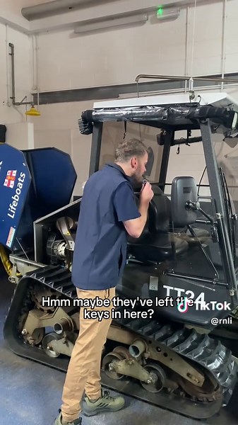 A Day in the Life of RNLI Social Admin: Key Hunt