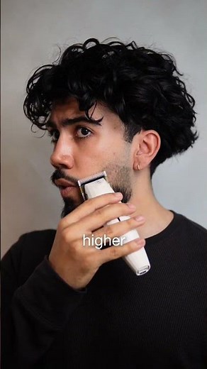 How to Fade Your Beard Properly (Jawline Boost)