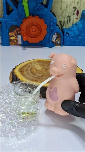 ​Laughing Pig Doll vs. Bubbles: A Comedy Short You Need to See! 🐷😂#Bubbles #Viral #Hilarious