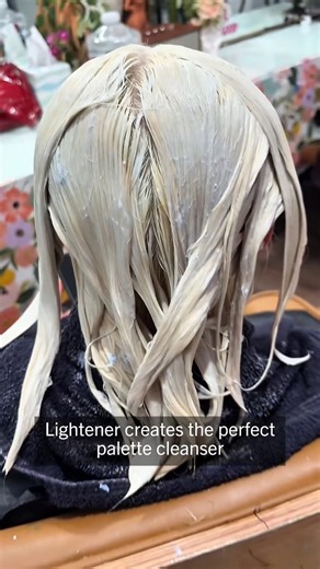 16 reactions | Ever heard of a “soap cap” or bleach wash? It’s a classic salon technique to remove old color buildup or residue. Great for brightening blondes that maybe over used a purple shampoo or creating a clean canvas when switching up tone direction. Using BLONDME Bond Repair Brightening Shampoo keeps bonding care in the mix. do you call it soap cap or bleach wash? #SchwarzkopfUSA #BLONDME | Schwarzkopf Professional | Facebook