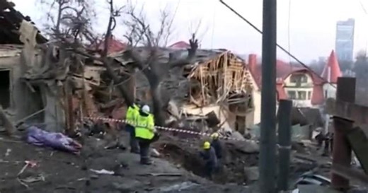 Ukraine and Russia launch deadly missile strikes
