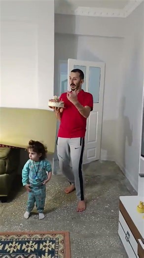 gözün kapalı ALLAH yazarmisiniz lütfen #shortyoutube #shortvideo #trending