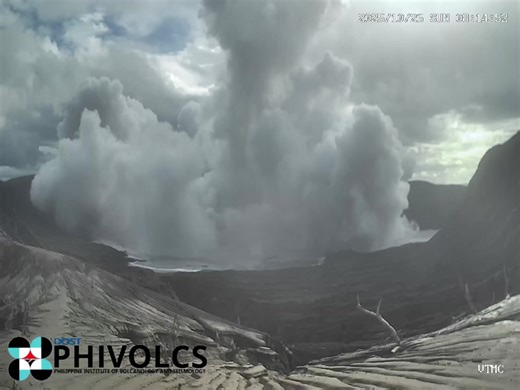 69K views · 346 reactions | WATCH: Time-lapse footage caught three eruptions at Taal Volcano on Sunday, October 26, 2025. These include one minor phreatic eruption at 2:55 a.m. and two minor phreatomagmatic eruptions at 8:13 a.m. and 8:20 a.m. Alert Level 1 remains over Taal Volcano, according to Phivolcs. (Courtesy: Phivolcs) | ABS-CBN News | Facebook