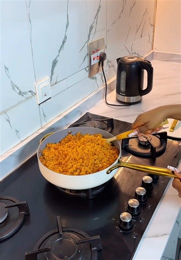 Few minutes party jollof for school lunch… #homemadefood #mumlife | Home Made Food
