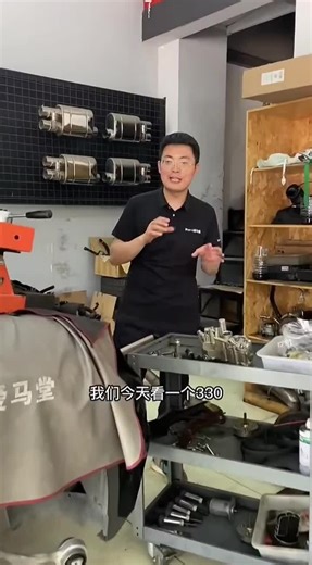 BMW 330 n52 engine,morning starting car got vibration,oil pressure leak on cylinder head issue #bmw #n52 #engine #oilpressure #leak #宝马 #故障案例分享