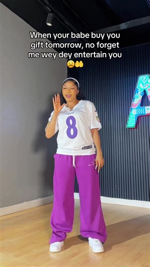 Funny Gift Expectations in a Relationship