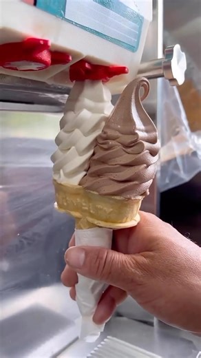 DOUBLE DIPPED SOFT SERVE CONE 😍 ♥️ #icecream #icecreambae #softserve 🎥: @succulentbite | Ice Cream Bae
