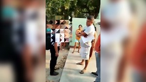 VIDEO | Prohíben la entrada a una estudiante por usar pantalón y no falda en secundaria de Oaxaca