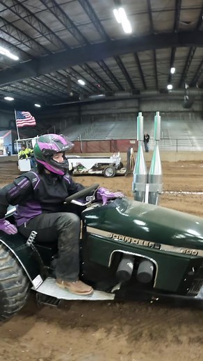 Throttle down!! #gardentractor #gardentractorpulling #tractorpulling | Pulling with Garden Tractors