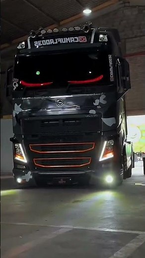 Innovative Bus Advertising with Miootly’s Flexible Matrix Pixel Panel - A Game Changer!