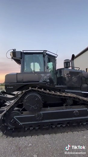 Introducing the Powerful D6XE Caterpillar Dozer