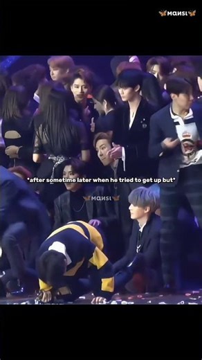 The Way Jungkook Fell On Stage During Performance 🥺💯 #bts #jungkook #shorts