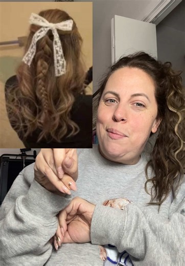 Replying to @chloecallahan28 here’s your perfect match! #microbeadshairextensions #diyhairextensionstutorial #microlinkextensions #diyhairextensions #microlinksweftextensions