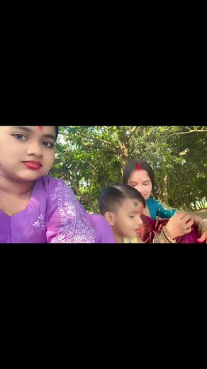 বাচ্চাদের মিষ্টি মুহূর্ত