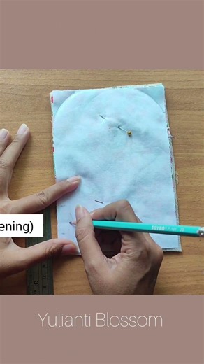 DIY card holder keychain #diy #sewingideas #sewingproject #tutorial #sewing #handmade #craft