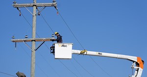 More than 150K Xcel Energy customers in Colorado without power after extreme winds