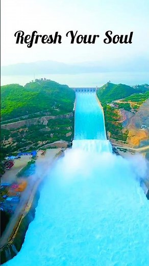 🌊 Beautiful Waterfalls & Streams | Relaxing Nature Short Video