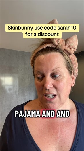 56K views · 310 reactions | Autumn glow up to see if we can make the tank top more lovable ❤️殺 | Middle age madness | Facebook