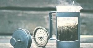 How To Use A French Press (And How NOT To)