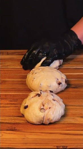 Easy Chocolate Buns
