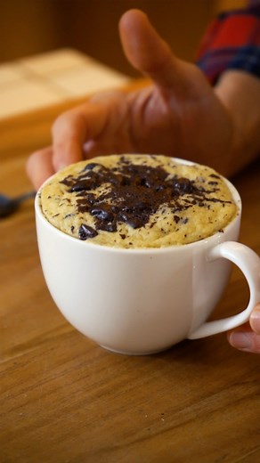 Bob's Red Mill on Instagram: "When you just need a little treat (but don’t want to bake a whole cake 🙅‍♀️), this Almond Flour Mug Cake has your back. 🥄✨ Lightly sweet, super easy, and ready in minutes—because who’s got time for complicated? Check out the recipe below! Ingredients: 1/3 cup Almond Flour ½ tsp Baking Powder 1 Egg 1 TBSP Maple Syrup 2 TBSP Chopped Chocolate Directions: Whisk the almond flour and baking powder together. Next add the egg and maple syrup to the flour mixture. Whisk u