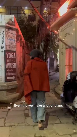 Vishnu K Mohan on Instagram: "When god has better plans for you! Welcoming 2026 🌻 Varanasi Diaries, Ep - 36 . . . #harharmahadev #india #kerala #kashi #varanasi"