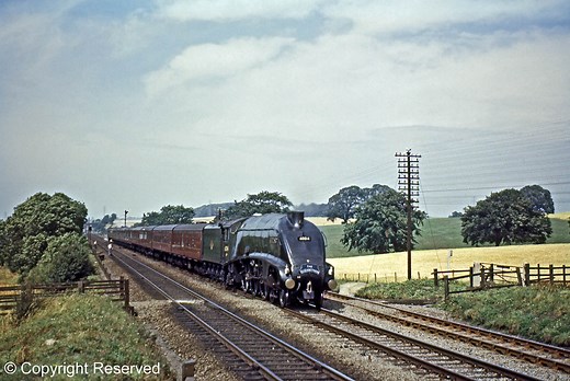 At the Dawn of a New Era: 'The Elizabethan' in and around Grantham - Tracks through Grantham