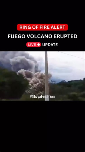🌋 RING OF FIRE BREAKING NEWS – FUEGO ERUPTION Guatemala’s Fuego volcano is erupting with strong explosions. Washington VAAC confirms frequent ash emissions reaching around 14,000 ft (4300 m), drifting across Central America and into busy flight paths. Fuego sits on the Pacific Ring of Fire, the same tectonic belt that produced some of the deadliest earthquakes and tsunamis in recent history, including Sumatra 2004 and Japan 2011. This volcano is not theoretical risk. In 2018, a collapse of its