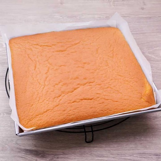 お菓子の基本！ ロールケーキ生地の作り方のレシピ動画・作り方 | デリッシュキッチン